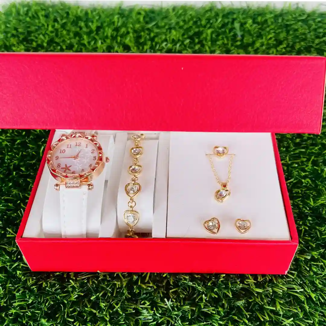 Ladies Quartz Watch Gift Box Set স্টাইলিশ নারীদের গিফট বক্স সেট